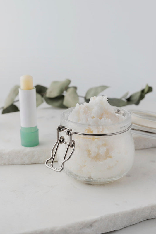 Naturlig ingredienser i leppepomade